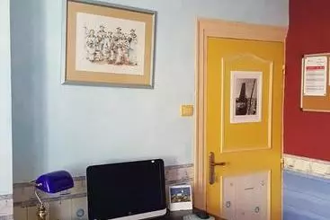 Pensionat Aux Chambres Sussuriennes