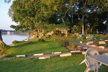 Ssese Islands Beach Hotel   Hostel