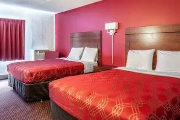 בית מלון כפרי Econo Lodge Prineville