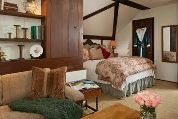 ホテル Old Monterey Inn