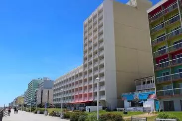 Ocean Sands Resort, Oceanfront, Virginia Beach By Vacatia