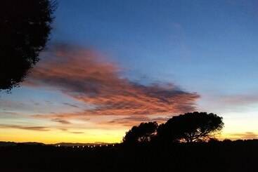 هتل Masia Can Bachs