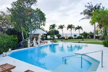 민박 Villa Pantai Lovina