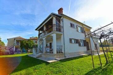 דירות לתיירים Apartment 1067