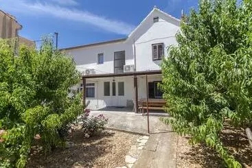 Turistihuoneistot Apartments Katica