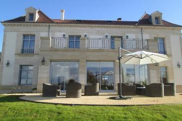 민박 Domaine Des Cantiques