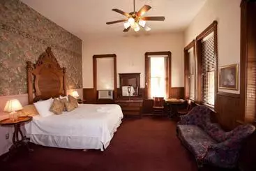 The Palace Hotel And Bath House Spa