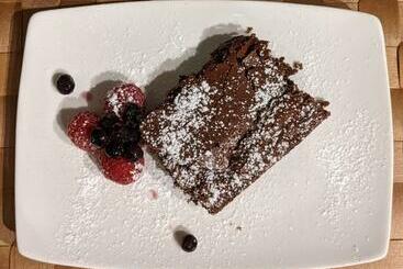 تختخواب و صبحانه Courthouse Inn Revelstoke