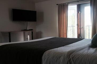 هاستل Timberland Inn