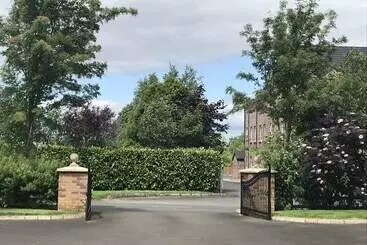 ペンション Killead House