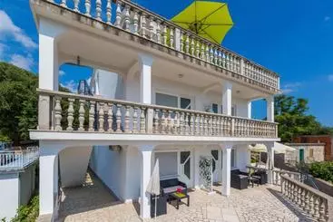 Turistihuoneistot Apartments Ivano