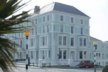 Hotel Four Oaks