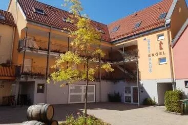 هتل Gasthof Zum Engel   Gästehaus