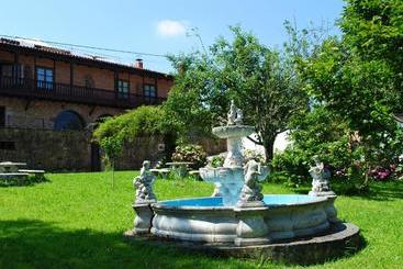 Hotel El Hidalgo De Quijas