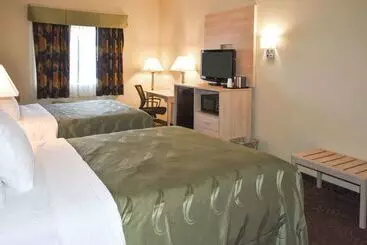בית מלון כפרי Quality Inn & Suites Brooks Louisville South