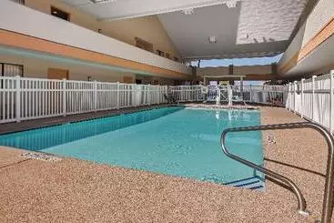 호텔 Red Roof Inn & Suites Irving – Dfw Airport South