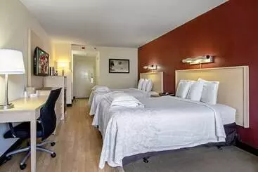 Отель Red Roof Inn Plus+ West Palm Beach