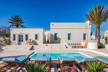 דירות לתיירים Indigo Luxury Mansion