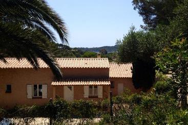 Apartamente turistice La Grande Auguière