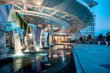 Nuanza Hotel & Convention Cikarang