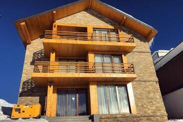 پانسیون Gudauri Hillsite