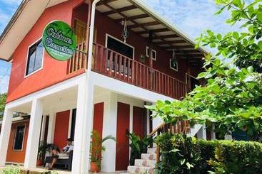 هتل Cabinas Ensueños