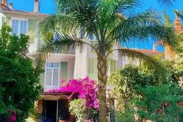 تختخواب و صبحانه Villa Présence L Oasis Chambres D Hotes