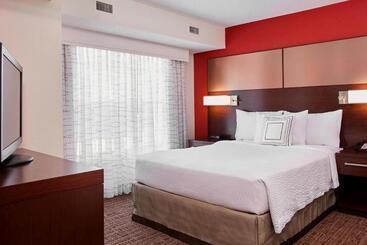 Residence Inn Detroit / Auburn Hills