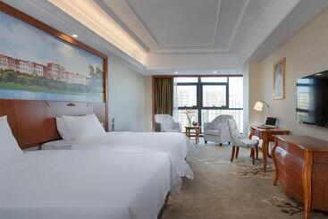 Otel Vienna International