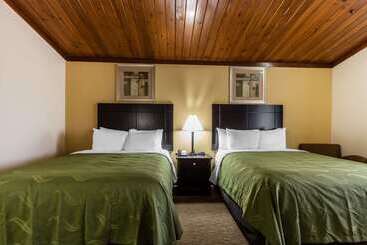 호텔 Quality Inn