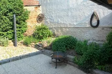 Majatalo Penzion Na Růžku