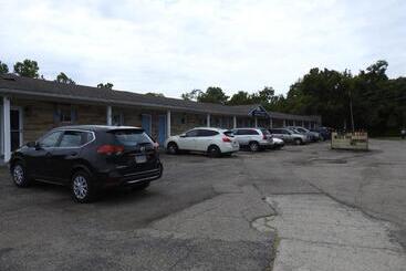 Lawrenceburg Motel