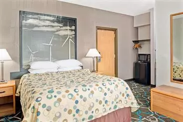 酒店 Super 8 By Wyndham Walnut