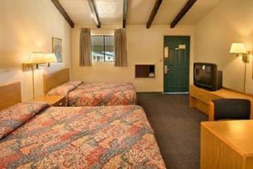 فندق على الطريق Peoria Inn