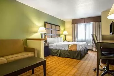 Мотель Quality Inn & Suites Marinette