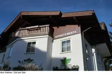 هتل آپارتمان Appartments Anton Wallner Straße 9