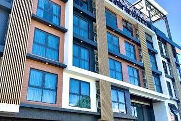 Capitol Hill Hotel And Suites
