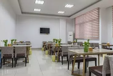 Hotelli Greentree Inn Wuxi Jiangyin City Renmin East Road Liangchen Square Business