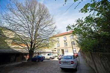 شقق خاصة سياحية Luxery Spa Apartment Zagreb