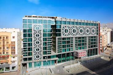 هتل Royal Tulip Muscat