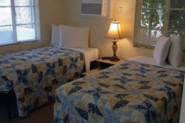 Hotel Stegbone S Fish Camp And Resort