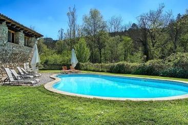 شقق خاصة سياحية Mas Monell