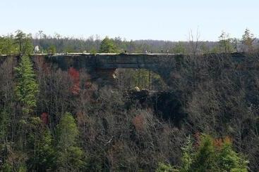 فندق على الطريق Big South Fork Trail Lodge