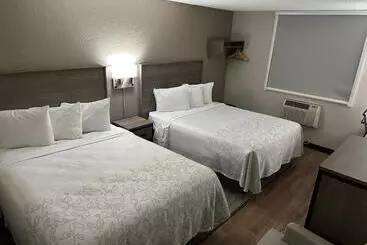 Мотель Red Roof Plus Belleville