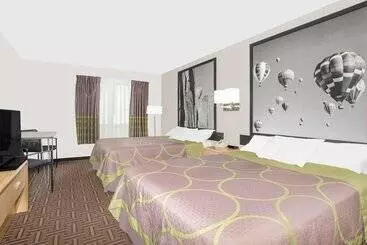 Мотель Super 8 By Wyndham Bloomfield