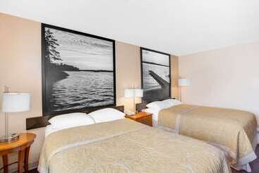 فندق على الطريق Super 8 By Wyndham Clear Lake