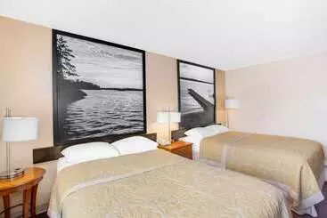 汽车旅馆  Super 8 By Wyndham Clear Lake