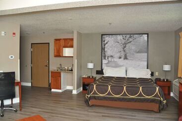 Мотель Super 8 By Wyndham Clearfield