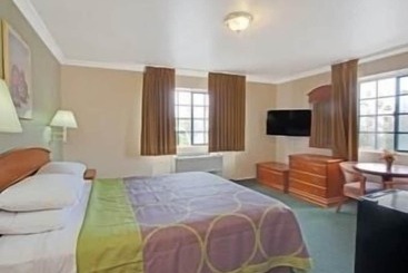 فندق على الطريق Super 8 By Wyndham Hollywood/la Area