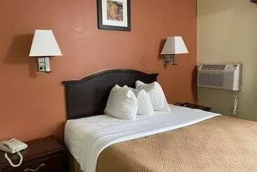 מוטל Travelodge By Wyndham La Porte/michigan City Area